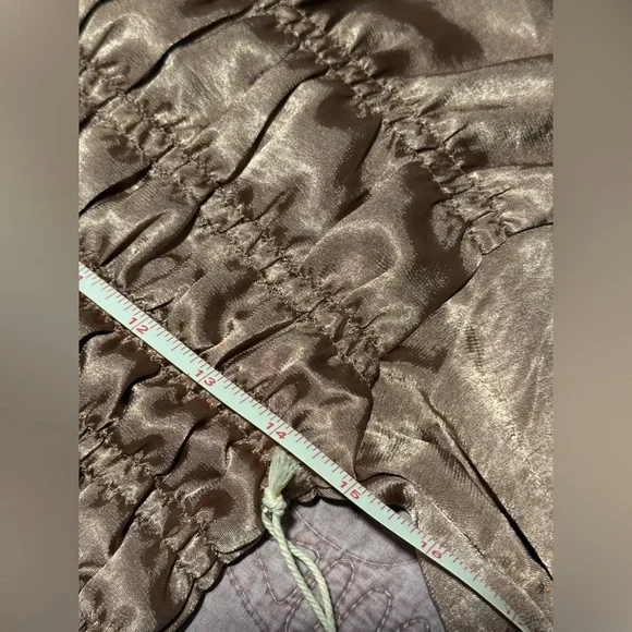 Elegant Metallic Long Sleeve Dress - Picture 7 of 15